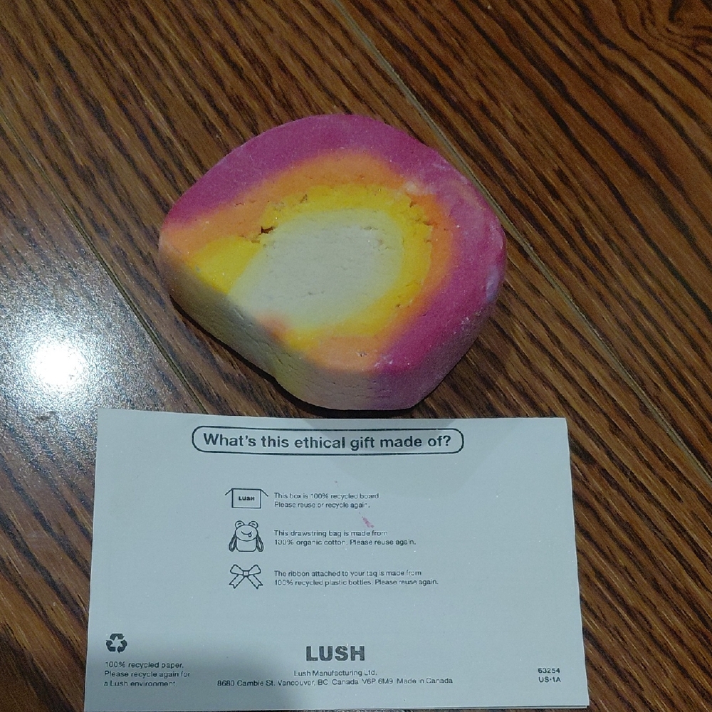 Lush Pink and Yellow Bubble Bar